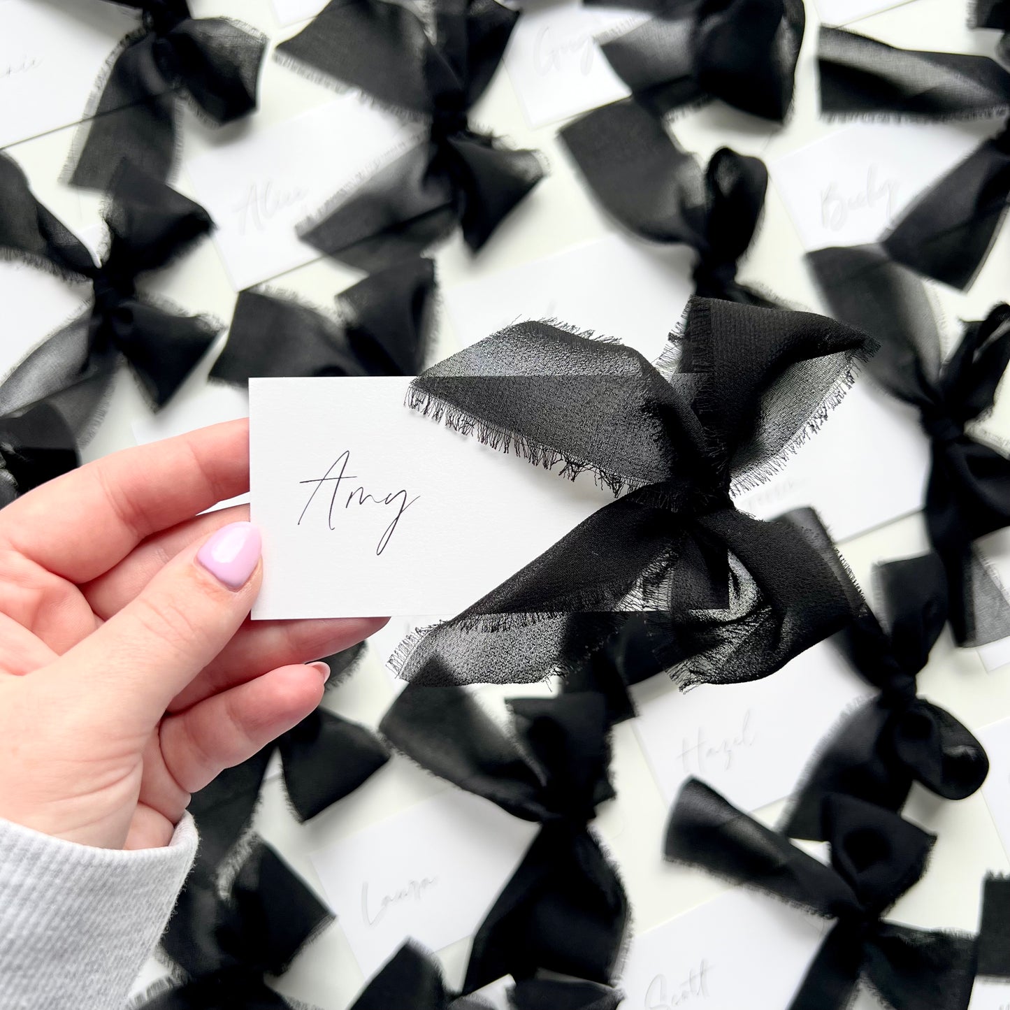 Poppy Place Card With Black Bow