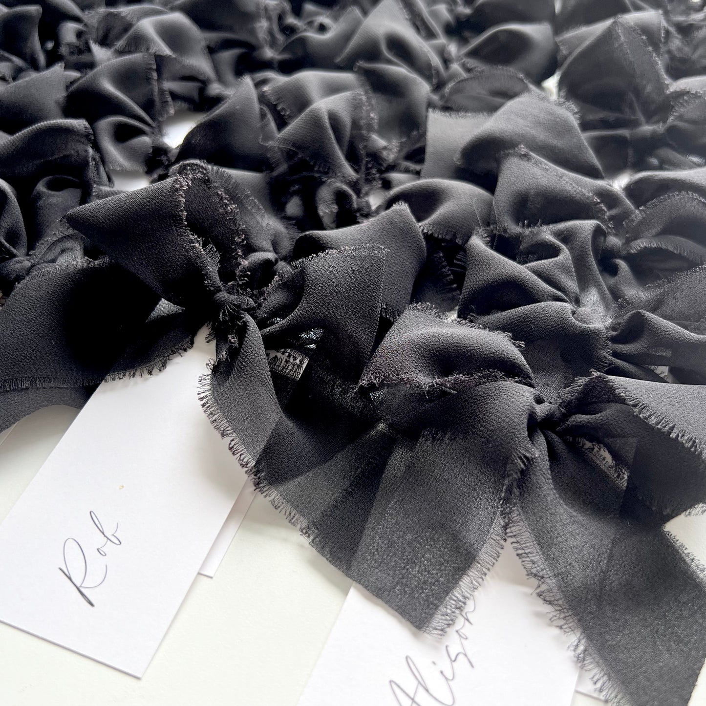 Poppy Place Card With Black Bow