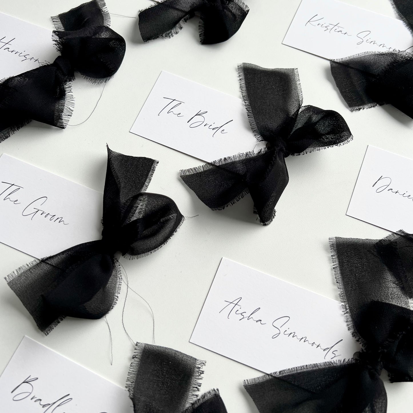 Poppy Place Card With Black Bow