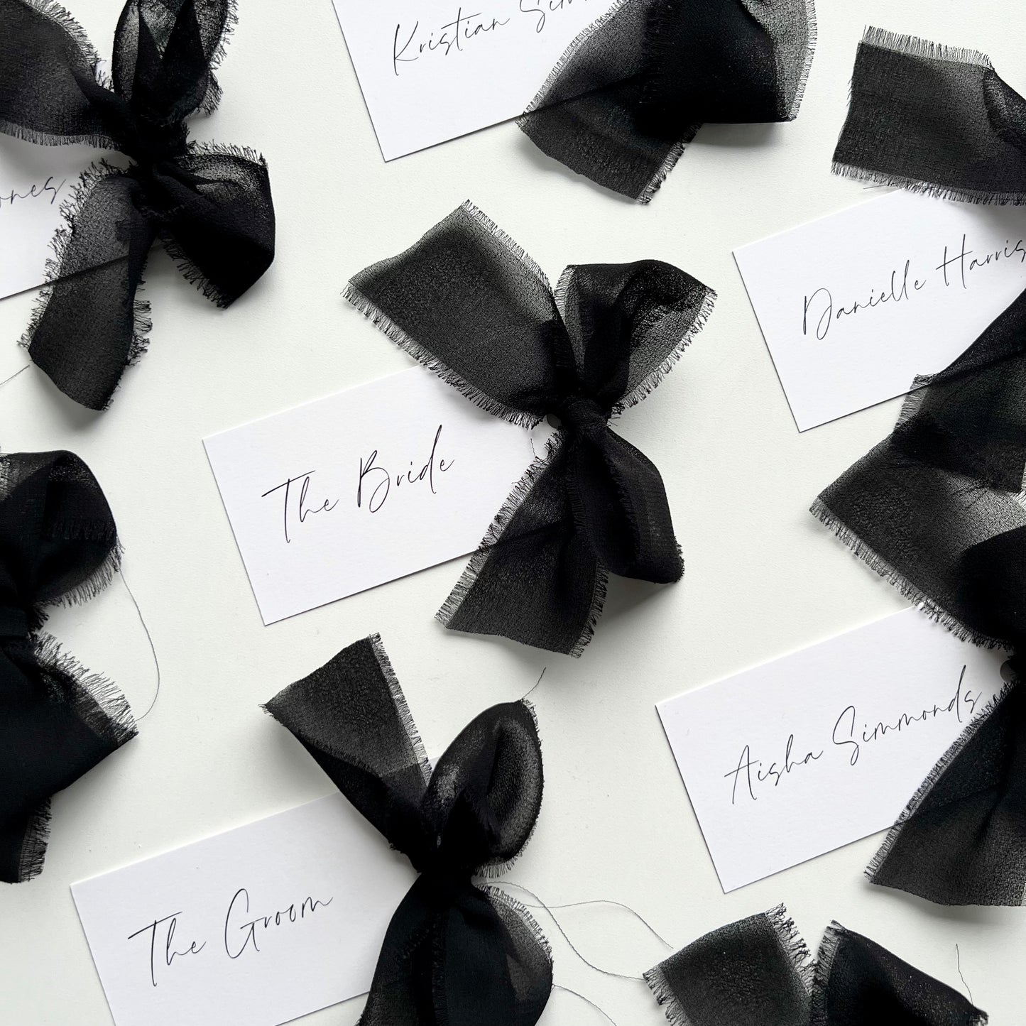 Poppy Place Card With Black Bow