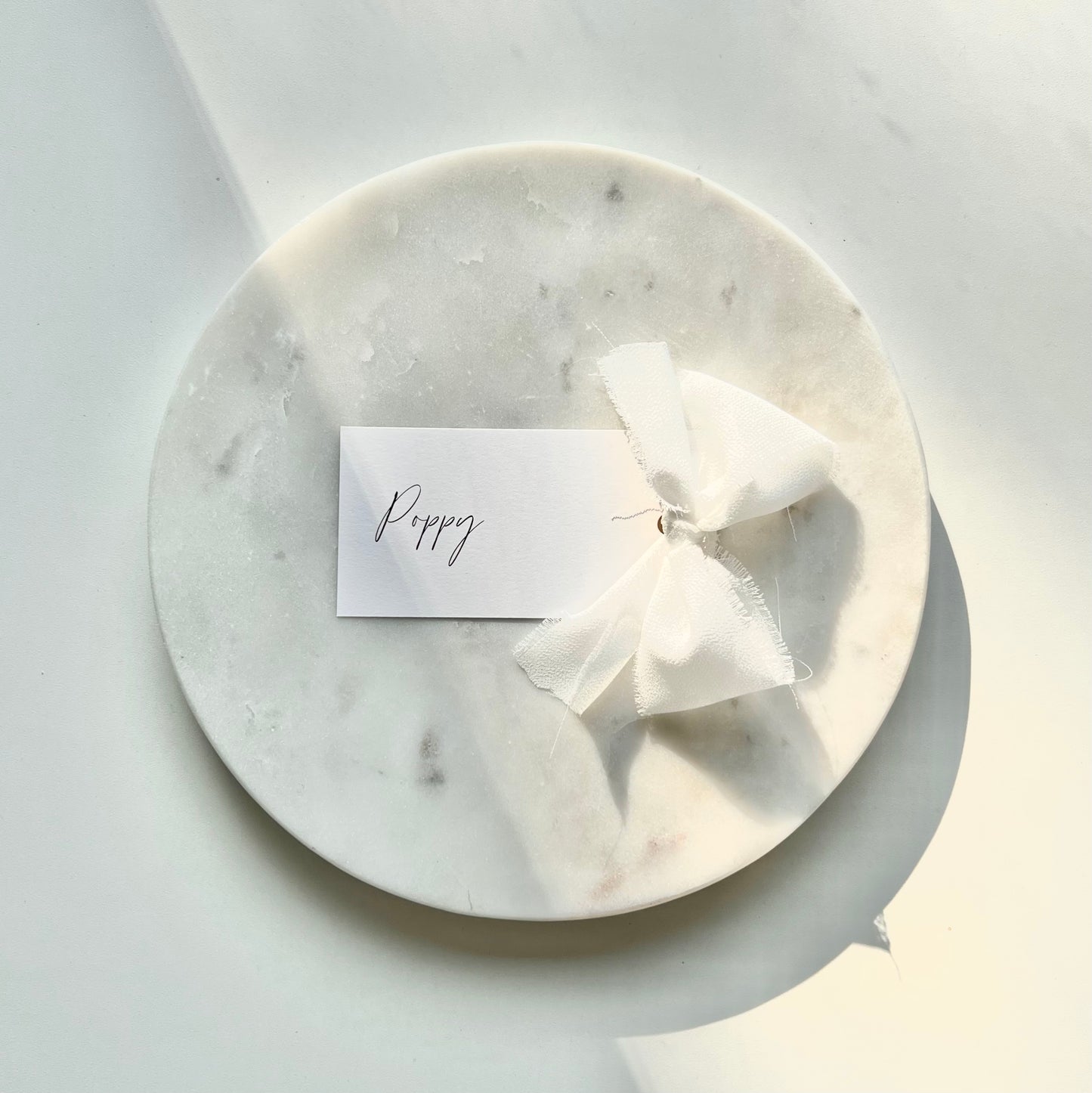 Poppy Place Card With White Bow