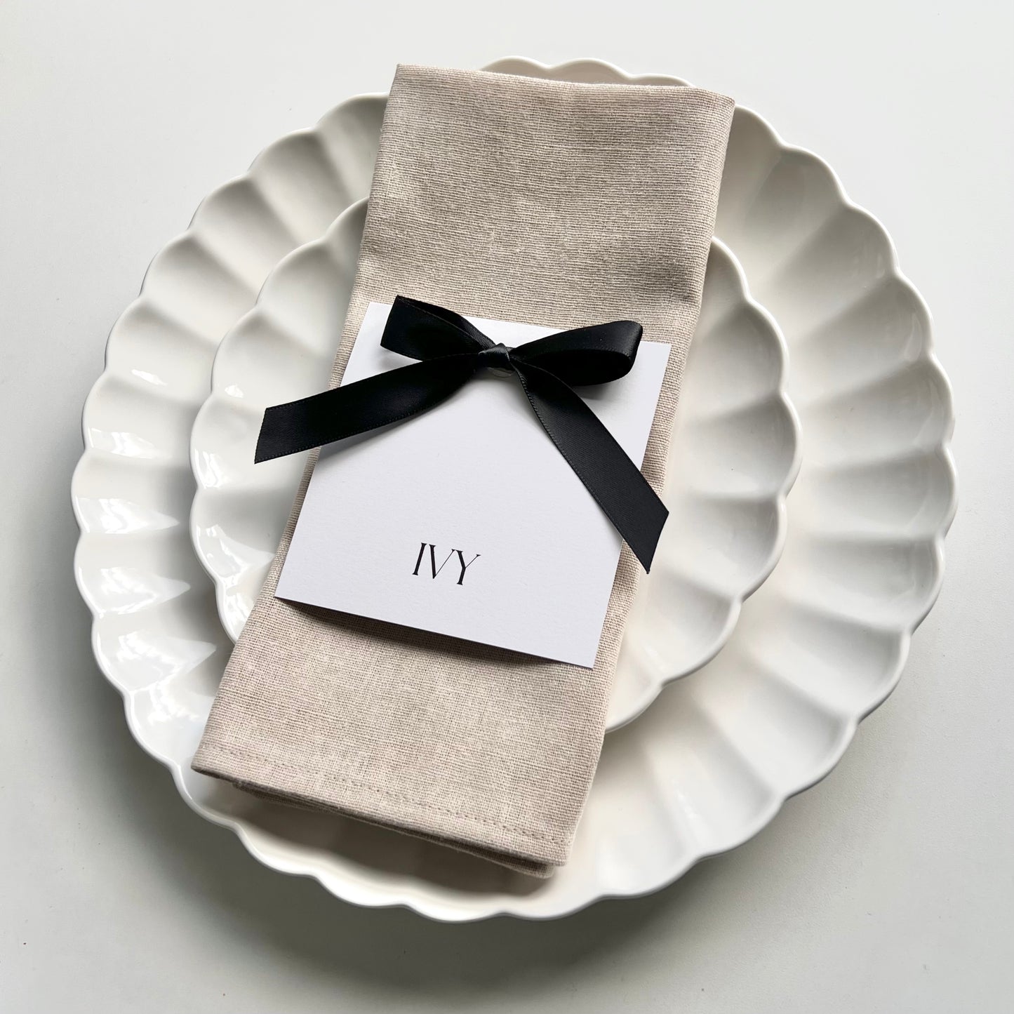 Square Ivy Place Card With Black Bow