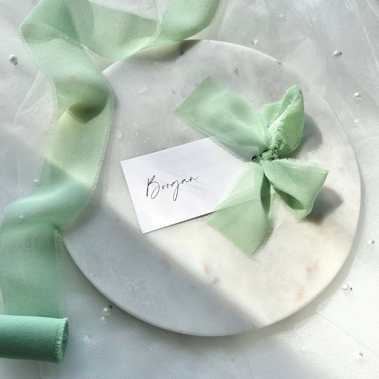 Poppy Place Card With Green Bow