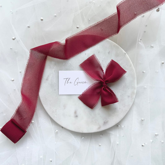 Poppy Place Card With Dark Red Bow